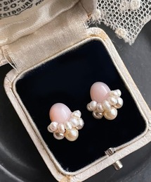 【malle la brocante/マルラブロカント】14kgf ピンクオパールと淡水ケシパールのコラージュピアス