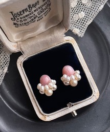 【malle la brocante/マルラブロカント】14kgf ピンクオパールと淡水ケシパールのコラージュピアス