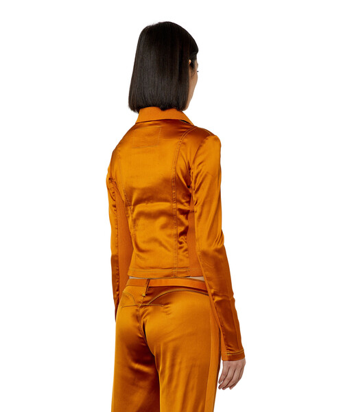 DIESEL（ディーゼル）の「レディース トップス シャツ サテン（シャツ/ブラウス・レディース・ブラック/ブラウン・40/42/44/38）」の11枚目の写真