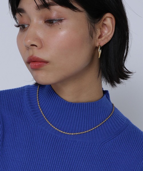 PAGEBOY(ページボーイ)の「WEB限定アイテム / チャンキーフープピアス(ピアス(両耳用)・レディース・シルバー/ゴールド・FREE)」の10枚目の写真