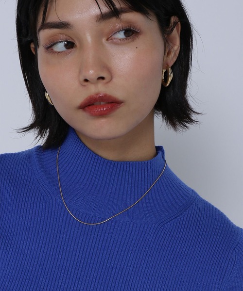PAGEBOY(ページボーイ)の「WEB限定アイテム / チャンキーフープピアス(ピアス(両耳用)・レディース・シルバー/ゴールド・FREE)」の11枚目の写真