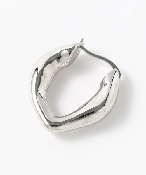 PAGEBOY(ページボーイ)の「WEB限定アイテム / チャンキーフープピアス(ピアス(両耳用)・レディース・シルバー/ゴールド・FREE)」の12枚目の写真