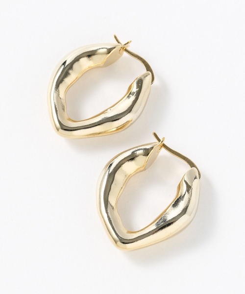 PAGEBOY(ページボーイ)の「WEB限定アイテム / チャンキーフープピアス(ピアス(両耳用)・レディース・シルバー/ゴールド・FREE)」の16枚目の写真