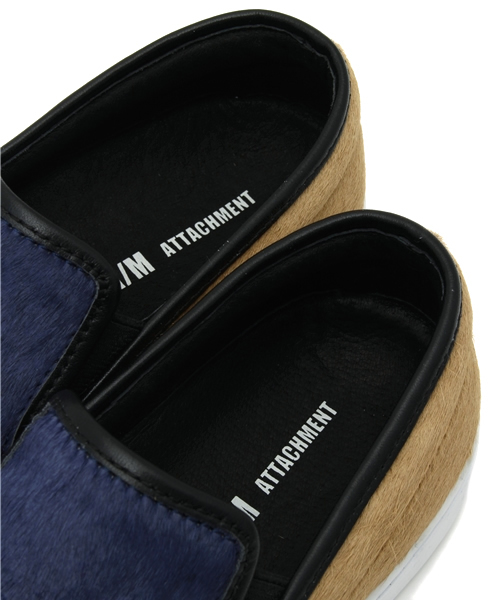 M/M ATTACHMENT（エムエムアタッチメント）の「【M/M ATTACHMENT】ハラコスリップオンスニーカー（スリッポン・レディース・ホワイト/ネイビー・S/M）」の7枚目の写真
