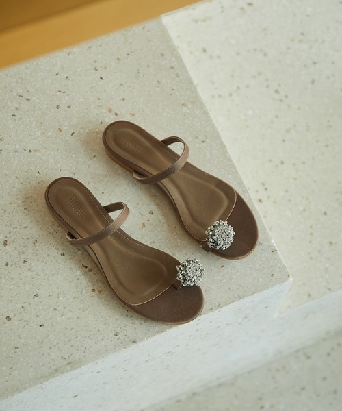 【美品／完売商品】Whim Gazette(ウィム ガゼット) クロスサンダル THE PAUSE】クロスストラップサンダル | Whim Gazette(ウィム