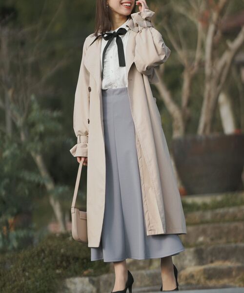 rps（アールピーエス）の「キャンディスリーブＢＩＧトレンチコート（トレンチコート・レディース・ベージュ/ベージュ系その他・M）」の3枚目の写真