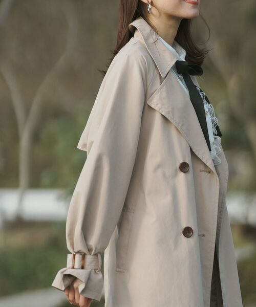 rps（アールピーエス）の「キャンディスリーブＢＩＧトレンチコート（トレンチコート・レディース・ベージュ/ベージュ系その他・M）」の4枚目の写真