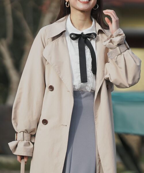 rps（アールピーエス）の「キャンディスリーブＢＩＧトレンチコート（トレンチコート・レディース・ベージュ/ベージュ系その他・M）」の9枚目の写真