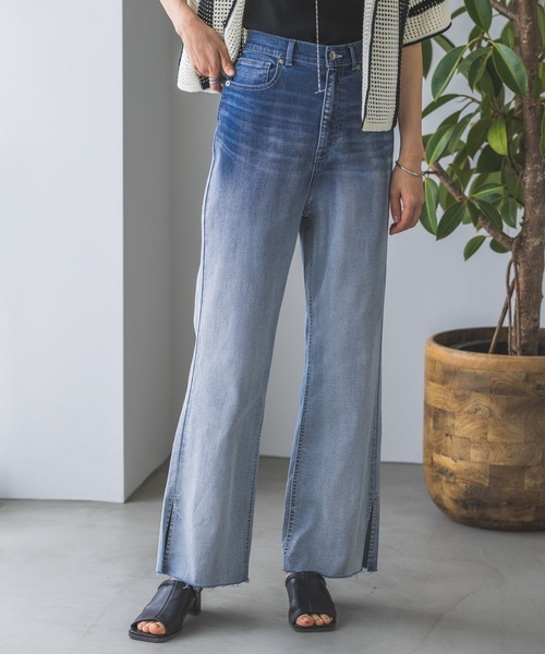 LEPSIM（レプシィム）の「スリットフレアデニムパンツ　163984（デニムパンツ・レディース・オフホワイト/インディゴブルー/ブルー/ブルー系その他・SMALL/MEDIUM/LARGE）」の4枚目の写真