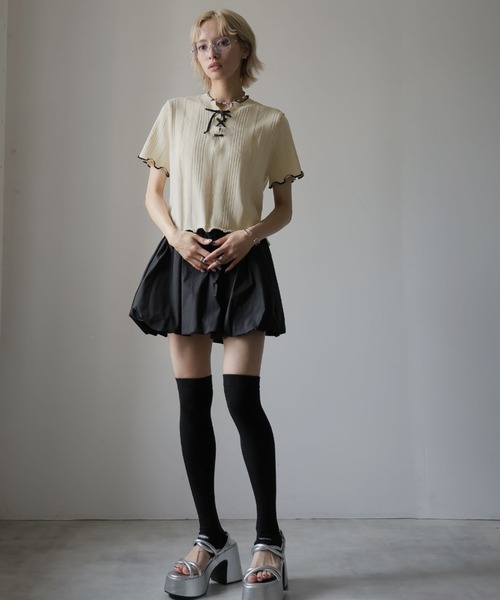 Girly Doll(ガーリードール)の「メロウレースアップトップス(ニット/セーター・レディース・ネイビー/ブラック/ベージュ/ホワイト/ピンク/イエロー・F)」の15枚目の写真