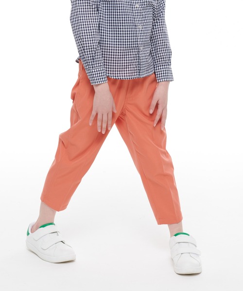 Arnold Palmer(アーノルドパーマー)の「テックストレッチ パンツ(その他パンツ・キッズ・ブラック/コーラル・105cm/115cm/125cm/95cm/135cm)」の1枚目の写真