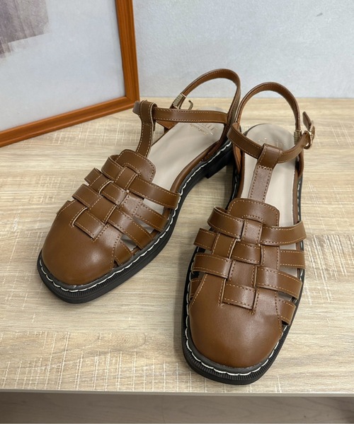 apres jour clair(アプレジュールクレア)の「【apres jour clair】グルカサンダル【ZOZOTOWN限定アイテム】(サンダル・レディース・ダークブラウン/キャメル・SMALL/X-LARGE/MEDIUM/LARGE)」の1枚目の写真
