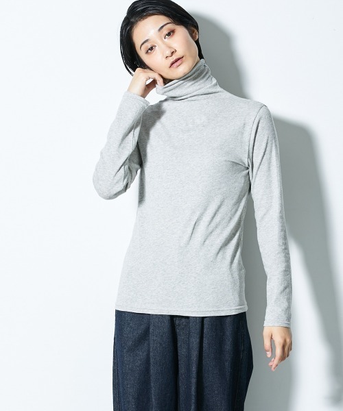 Le temps riche（ルタンリッシュ）の「ボトルハイネック長袖Ｔシャツ　UVカット　＜Le temps riche＞（Tシャツ/カットソー・レディース・杢グレー/アイボリー系/オフホワイト/ブラック・L/M）」の4枚目の写真