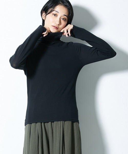Le temps riche（ルタンリッシュ）の「ボトルハイネック長袖Ｔシャツ　UVカット　＜Le temps riche＞（Tシャツ/カットソー・レディース・杢グレー/アイボリー系/オフホワイト/ブラック・L/M）」の3枚目の写真