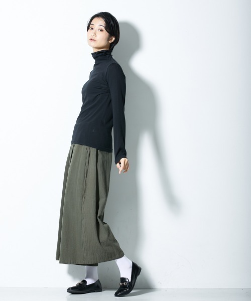 Le temps riche（ルタンリッシュ）の「ボトルハイネック長袖Ｔシャツ　UVカット　＜Le temps riche＞（Tシャツ/カットソー・レディース・杢グレー/アイボリー系/オフホワイト/ブラック・L/M）」の8枚目の写真