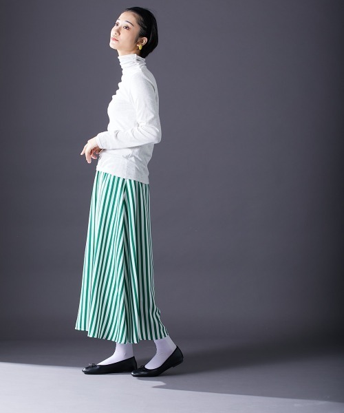 Le temps riche（ルタンリッシュ）の「ボトルハイネック長袖Ｔシャツ　UVカット　＜Le temps riche＞（Tシャツ/カットソー・レディース・杢グレー/アイボリー系/オフホワイト/ブラック・L/M）」の14枚目の写真