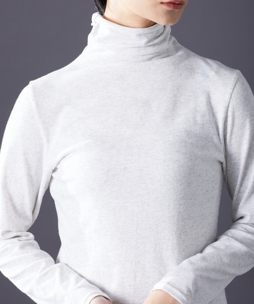Le temps riche（ルタンリッシュ）の「ボトルハイネック長袖Ｔシャツ　UVカット　＜Le temps riche＞（Tシャツ/カットソー・レディース・杢グレー/アイボリー系/オフホワイト/ブラック・L/M）」の17枚目の写真