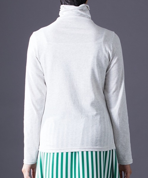 Le temps riche（ルタンリッシュ）の「ボトルハイネック長袖Ｔシャツ　UVカット　＜Le temps riche＞（Tシャツ/カットソー・レディース・杢グレー/アイボリー系/オフホワイト/ブラック・L/M）」の22枚目の写真