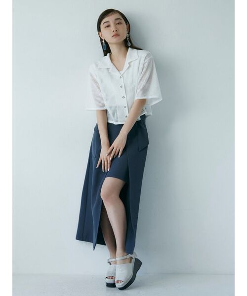 MURUA（ムルーア）の「クロスレースシャツ（シャツ/ブラウス・レディース・ホワイト/ブラック/ブルー・FREE）」の4枚目の写真