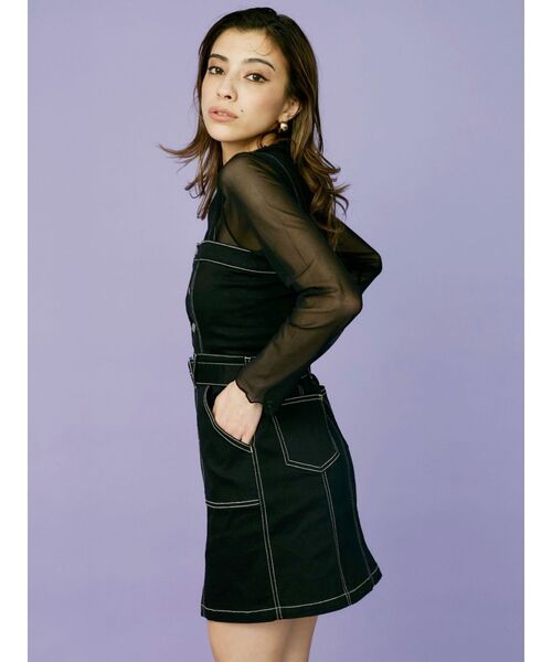 EVRIS（エヴリス）の「デニムジャンスカ（ジャンパースカート・レディース・ライトブルー/ブラック・MEDIUM/SMALL）」の3枚目の写真