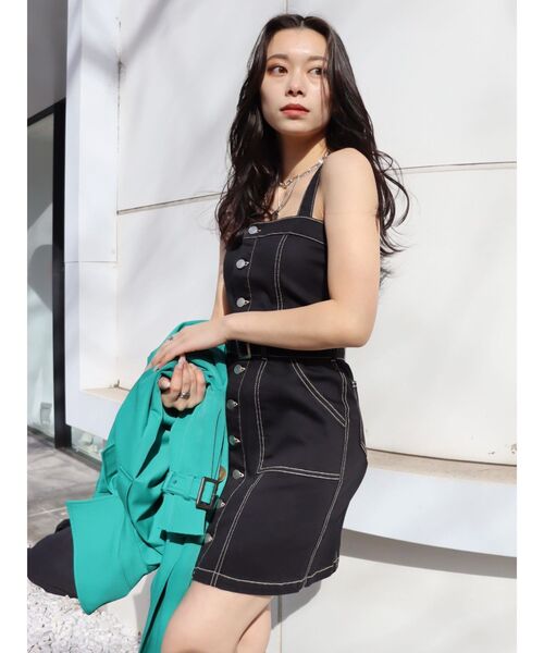 EVRIS（エヴリス）の「デニムジャンスカ（ジャンパースカート・レディース・ライトブルー/ブラック・MEDIUM/SMALL）」の10枚目の写真