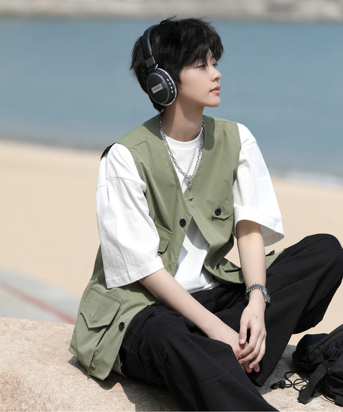 neos（ネオス）の「【neos -addictive design-】ビッグシルエット フラップポケット ツイル フィッシング ベスト（ベスト・メンズ・ブラック/カーキ/ベージュ・MEDIUM/LARGE/X-LARGE）」の11枚目の写真