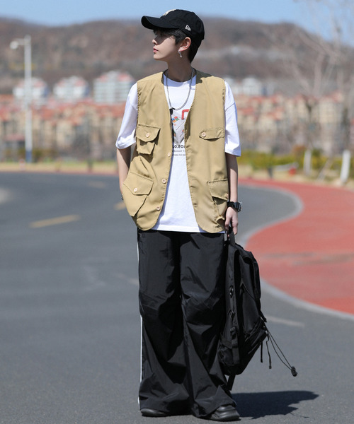 neos（ネオス）の「【neos -addictive design-】ビッグシルエット フラップポケット ツイル フィッシング ベスト（ベスト・メンズ・ブラック/カーキ/ベージュ・MEDIUM/LARGE/X-LARGE）」の15枚目の写真