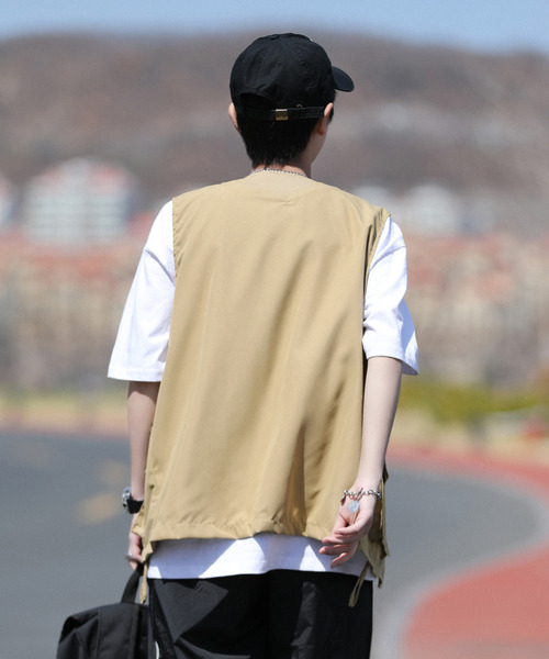 neos（ネオス）の「【neos -addictive design-】ビッグシルエット フラップポケット ツイル フィッシング ベスト（ベスト・メンズ・ブラック/カーキ/ベージュ・MEDIUM/LARGE/X-LARGE）」の17枚目の写真