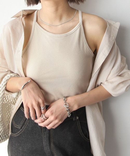 Chillfar（チルファー）の「テレコカップ付きアメスリタンク（タンクトップ・レディース・チャコール/ブルー/オフホワイト/ブラック/グレイッシュベージュ・FREE）」の14枚目の写真