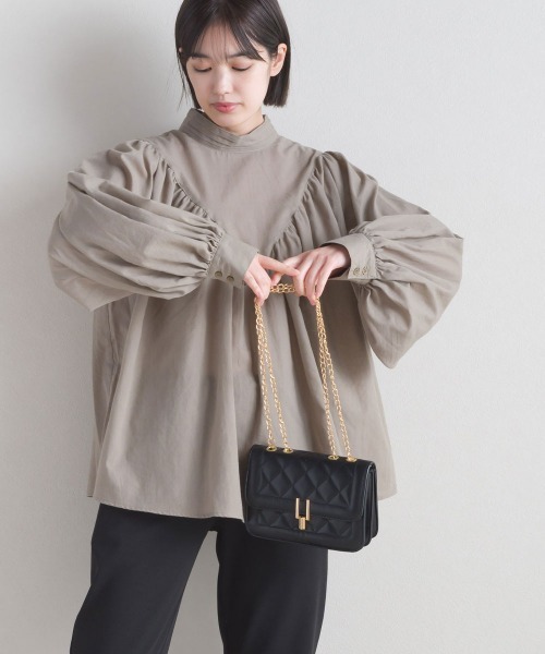 terrace(テラス)の「デコルテギャザーブラウス(シャツ/ブラウス・レディース・カーキ/ブラック・MEDIUM)」の9枚目の写真