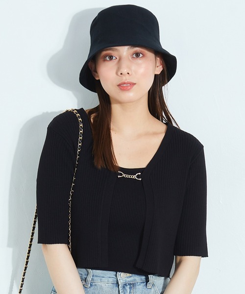 INGNI(イング)の「フロントチェーン付半袖ボレロニット+キャミSET(アンサンブル・レディース・ブラック/サックスブルー/ライトグリーン/アイボリー・M)」の2枚目の写真