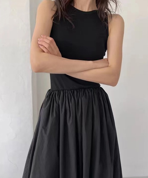 VitaFelice（ヴィータフェリーチェ）の「リブニットノースリーブマキシワンピース（ワンピース・レディース・ブラック/ホワイト/ベージュ・FREE）」の12枚目の写真