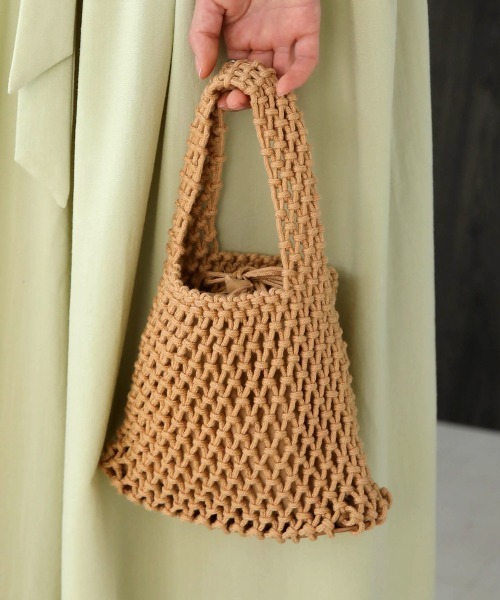 Bab（バブ）の「手編みニットハンドバッグ（ハンドバッグ・レディース・グリーン/イエロー/ベージュ/ホワイト/ブラック・ONESIZE）」の12枚目の写真