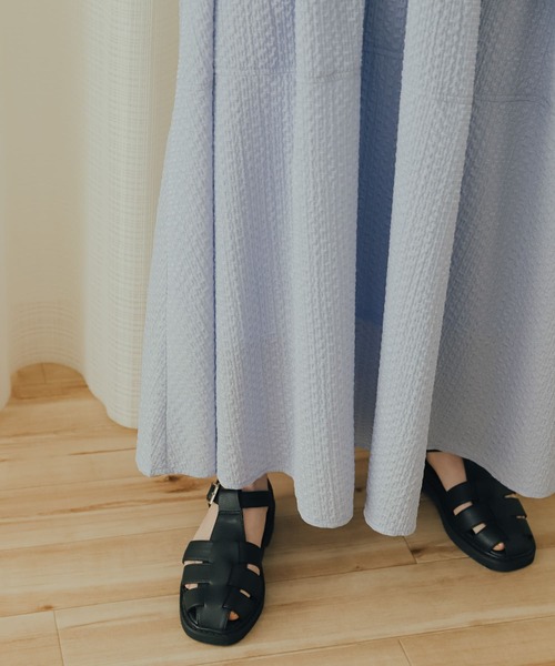 SENSE OF PLACE by URBAN RESEARCH(センスオブプレイスバイアーバンリサーチ)の「エンボスタックフレアスカート(スカート・レディース・ライトブルー/オフホワイト/ブラック・ONE)」の12枚目の写真