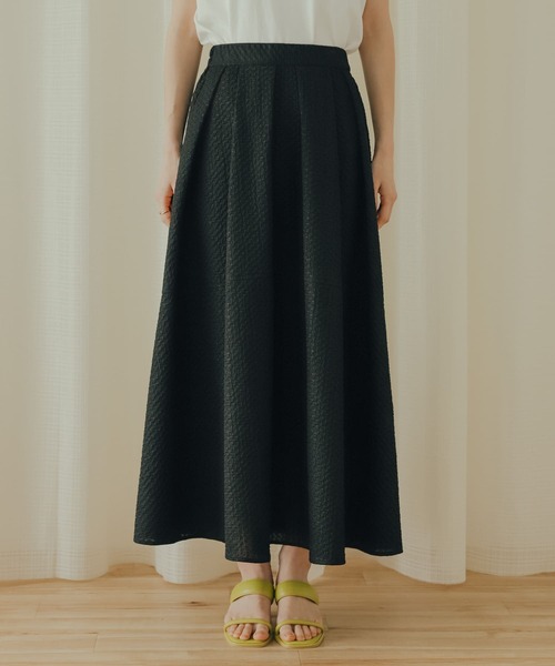SENSE OF PLACE by URBAN RESEARCH(センスオブプレイスバイアーバンリサーチ)の「エンボスタックフレアスカート(スカート・レディース・ライトブルー/オフホワイト/ブラック・ONE)」の17枚目の写真