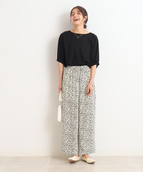 SHOO・LA・RUE（シューラルー）の「◆いつものコーデにハッピーをプラス！イージーワイド柄パンツ（その他パンツ・レディース・ブラック系6/イエロー系9/ブラック系/ブラウン系その他6/ホワイト系6/オリーブ系3/ホワイト系3/ブラウン系4・00）」の9枚目の写真