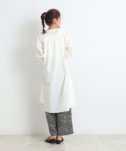 SHOO・LA・RUE（シューラルー）の「◆いつものコーデにハッピーをプラス！イージーワイド柄パンツ（その他パンツ・レディース・ブラック系6/イエロー系9/ブラック系/ブラウン系その他6/ホワイト系6/オリーブ系3/ホワイト系3/ブラウン系4・00）」の10枚目の写真