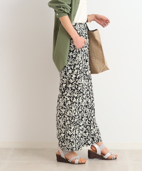 SHOO・LA・RUE（シューラルー）の「◆いつものコーデにハッピーをプラス！イージーワイド柄パンツ（その他パンツ・レディース・ブラック系6/イエロー系9/ブラック系/ブラウン系その他6/ホワイト系6/オリーブ系3/ホワイト系3/ブラウン系4・00）」の18枚目の写真