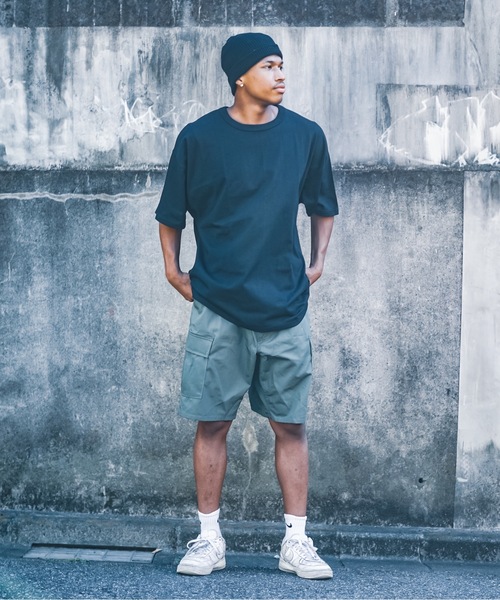Champion（チャンピオン）の「【Champion/チャンピオン】T2102 Heritage 7oz. Jersey T-Shirt 　半袖　Tシャツ　ビッグシルエット（Tシャツ/カットソー・メンズ・ブラック/ヘザーグレー/ライトグレー/ホワイト/ネイビー・SMALL/MEDIUM/LARGE/XX-LARGE/X-LARGE）」の13枚目の写真