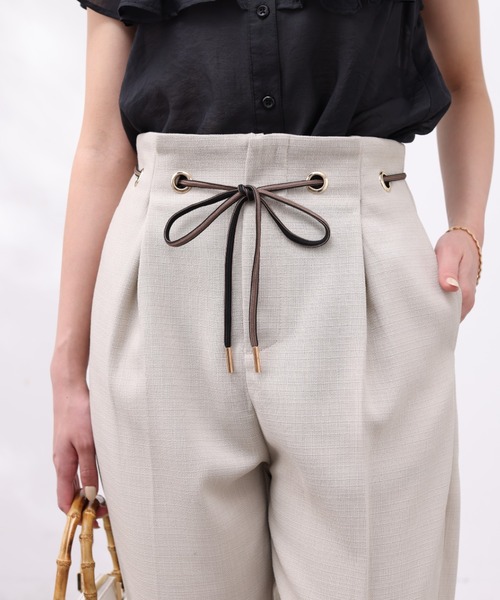 Chez toi(シェトワ)の「ハトメリボンブッチャーテーパードパンツ(その他パンツ・レディース・グレイッシュベージュ/イエロー/ブラック/カーキ・FREE)」の11枚目の写真