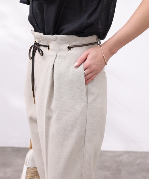 Chez toi(シェトワ)の「ハトメリボンブッチャーテーパードパンツ(その他パンツ・レディース・グレイッシュベージュ/イエロー/ブラック/カーキ・FREE)」の13枚目の写真