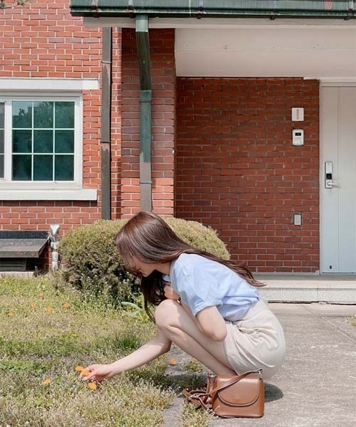 SONA（ソナ）の「SONA 半袖ロールアップデイリーシャツ（シャツ/ブラウス・レディース・ピンク/スカイブルー/ホワイト・FREE）」の10枚目の写真