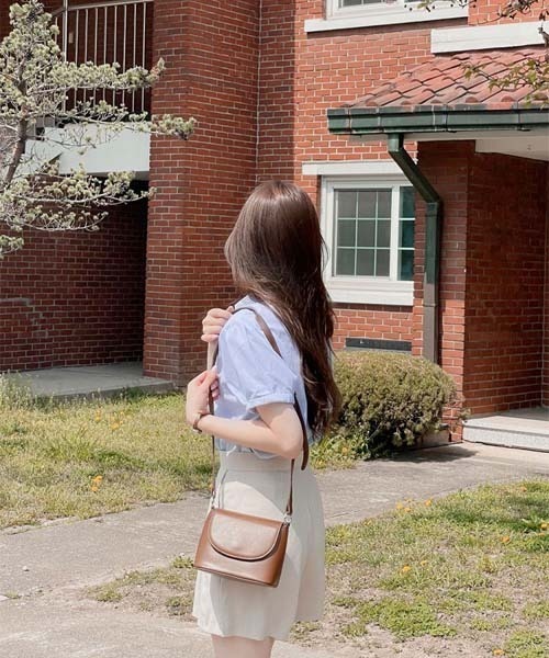 SONA（ソナ）の「SONA 半袖ロールアップデイリーシャツ（シャツ/ブラウス・レディース・ピンク/スカイブルー/ホワイト・FREE）」の18枚目の写真