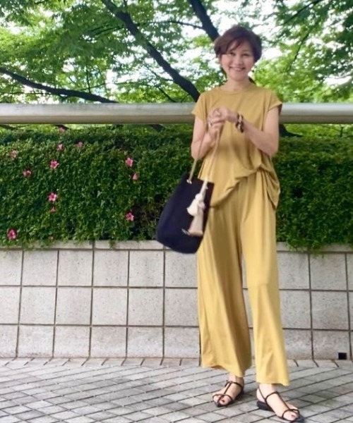 each（イーチ）の「フレンチスリーブセットアップ（その他トップス・レディース・マスタード/ダークブラウン/ブラック/ブルー/ライトグリーン/イエロー/コーラル/ラベンダー・M-L/FREE）」の21枚目の写真