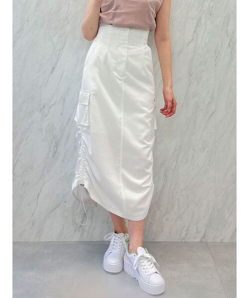 dazzlin（ダズリン）の「サイドポケットドロストスカート（スカート・レディース・ピンク/ブラック/オフホワイト・SMALL/MEDIUM）」の13枚目の写真