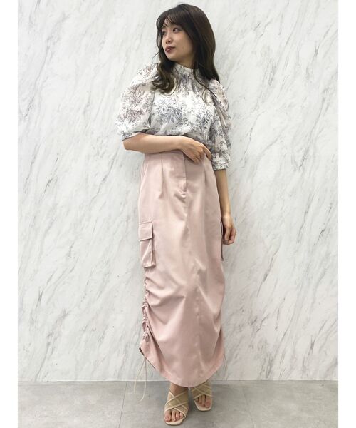 dazzlin（ダズリン）の「サイドポケットドロストスカート（スカート・レディース・ピンク/ブラック/オフホワイト・SMALL/MEDIUM）」の15枚目の写真