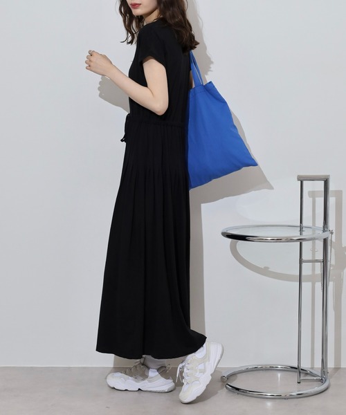 atONE(アットワン)の「atONE タックスカートワンピース(ワンピース・レディース・テラコッタ/ネイビー/ブラック/ライトブラウン/チャコールグレー・M-L/4L~5L/LL~3L)」の8枚目の写真