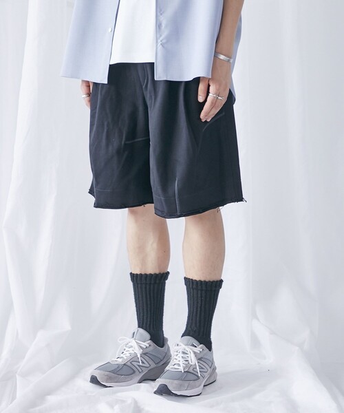 PUBLIC TOKYO（パブリックトウキョウ）の「スーピマスウェットバルーンショーツ（スウェットパンツ・メンズ・グレー/ブラック・1/2）」の11枚目の写真