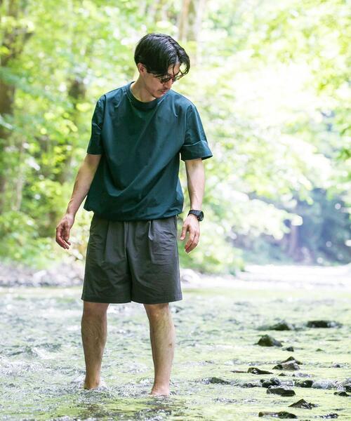 ITEMS URBANRESEARCH（アイテムズ アーバンリサーチ）の「シルキーナイロン 多機能 ショートパンツ（その他パンツ・メンズ・ネイビー/ブラック/チャコールグレー・MEDIUM/LARGE）」の13枚目の写真