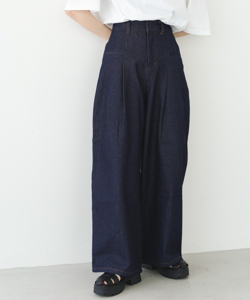 IROHANI(イロハニ)の「バルーンデニムパンツ(デニムパンツ・レディース・ブラック/ネイビー・FREE)」の22枚目の写真